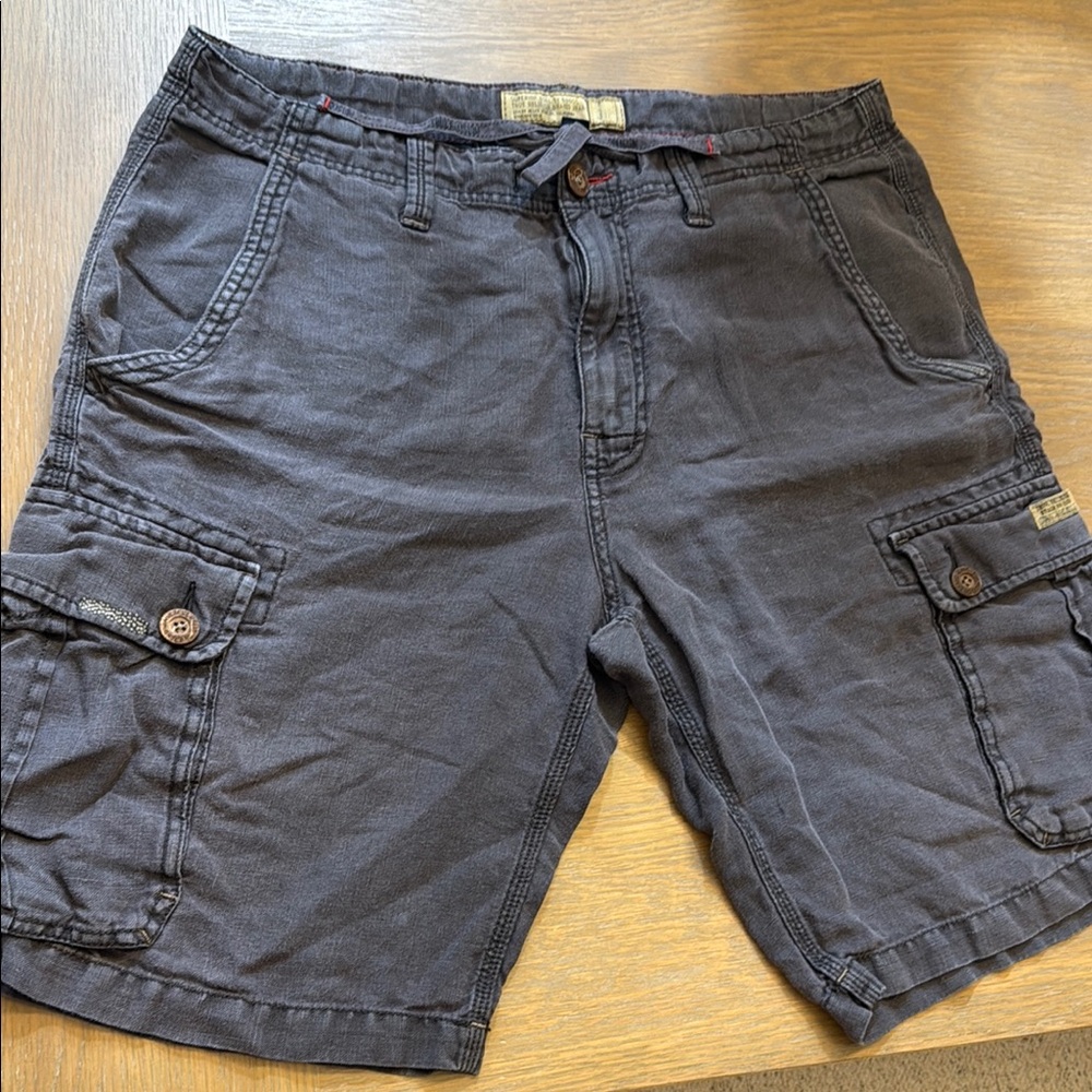 True Religion Black Cargo Shorts Relaxed Fit